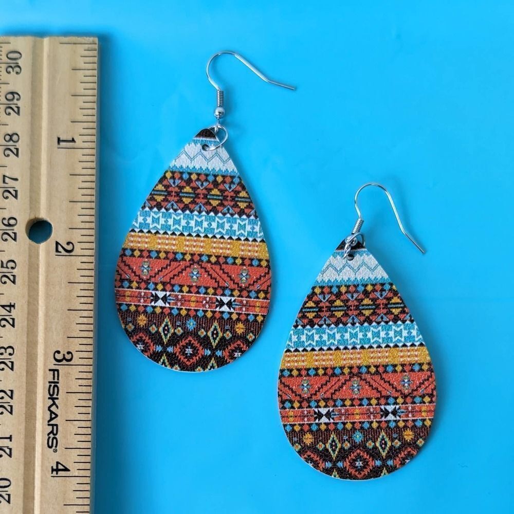 Aztec Design Teardrop Dangle Earrings - Picture 4 of 4